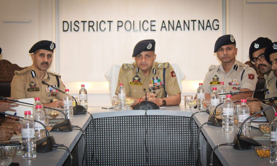IGP Kashmir Reviews Security & Crime Situation in Anantnag