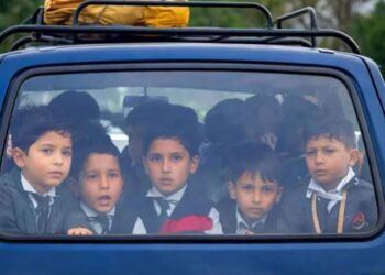 ARTO Ganderbal bans Use of Private Vehicles for School Transport