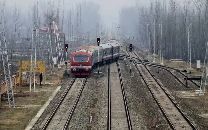Man crushed to death by parcel train in Srinagar
