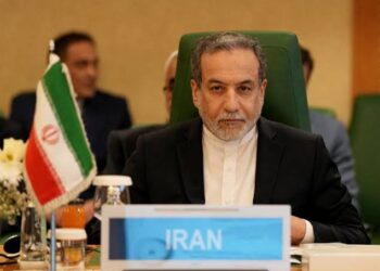 Iran’s FM says Strait of Hormuz ‘completely open’ during Lebanon ceasefire
