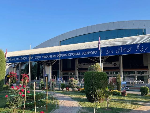 Srinagar Airport lifts operational curbs, late-evening flights expected under winter schedule