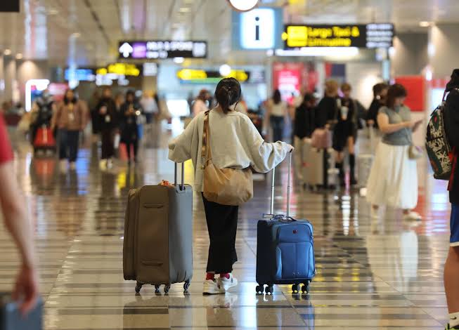 India registers 15-20pc decline in tourist traffic; aviation to hit loss of Rs 18,000 cr: Report
