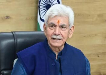 LG Sinha Greets Doctors on National Doctors’ Day, Lauds Their Selfless Service