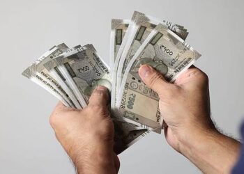 Cabinet approves 2% DA hike for Central govt employees, pensioners