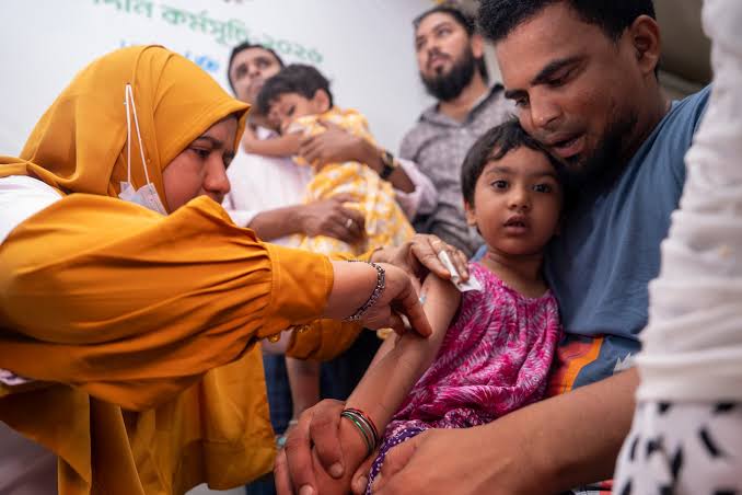 Bangladesh reports 17 measles deaths in single day of outbreak