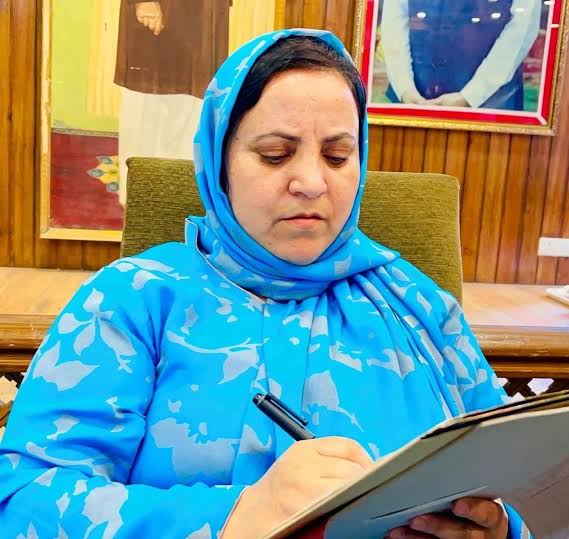 Govt to decide on summer vacation extension tomorrow: Minister Sakina Itoo