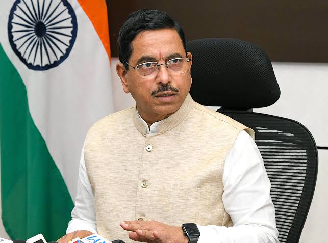 Pralhad Joshi given additional charge as Education Minister after Pradhan’s exit