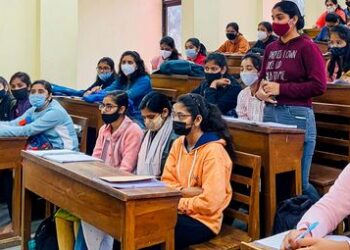 India logs 25,920 new Covid cases, 492 deaths