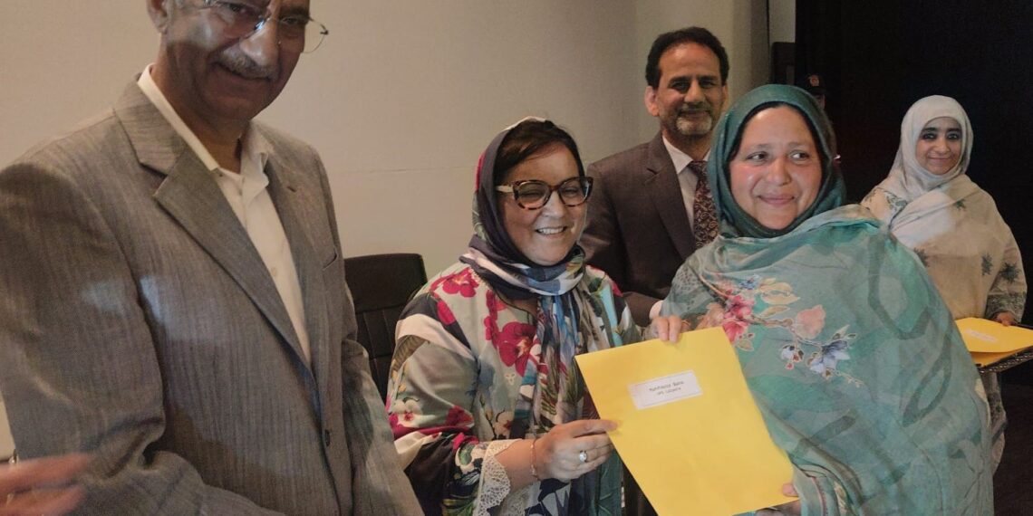 Sakeena Itoo distributes appointment orders among CPWs at Srinagar