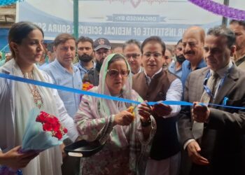 Sakeena Itoo inaugurates Medical Camp at Zadibal Srinagar