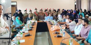 Sakeena Itoo visits GDC Women Zakura Srinagar