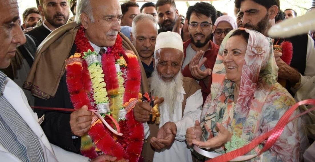 Sakeena Itoo inaugurates multiple development projects at Pampore