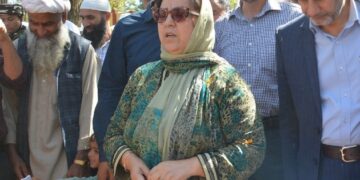 Sakeena Itoo lays foundation stones for dev projects in Kulgam, holds public outreach camp