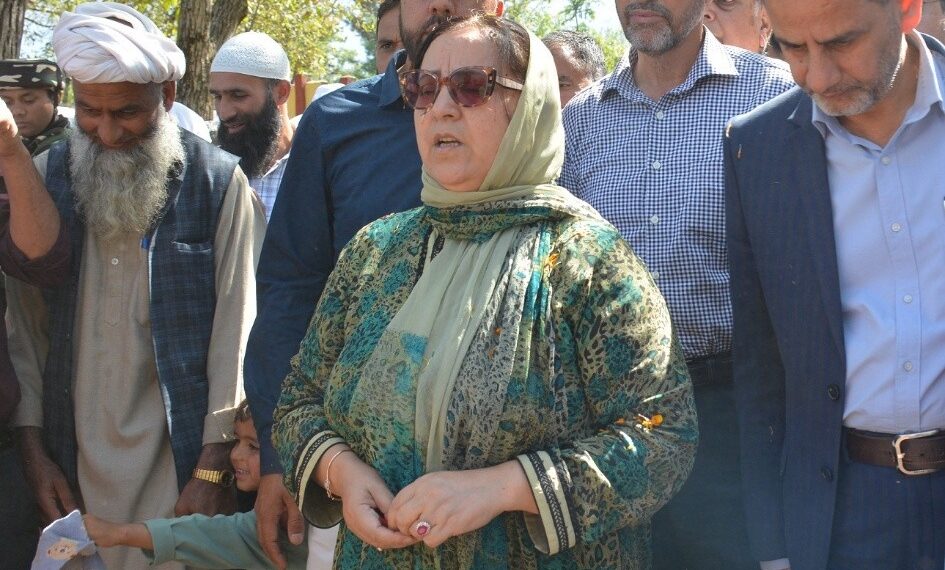 Sakeena Itoo lays foundation stones for dev projects in Kulgam, holds public outreach camp