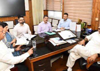 Jal Shakti Minister reviews desiltation of Kuls in Jammu