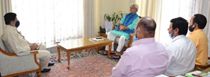 Former Minister calls on LG in Jammu