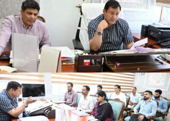 Javid Dar reviews social welfare schemes, calls for greater outreach to beneficiaries