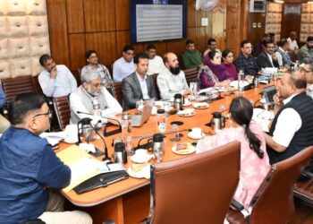 Javed Rana, Javid Dar review desilting, micro irrigation works across J&K