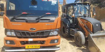 JCB, Tipper Seized In Pulwama: Police