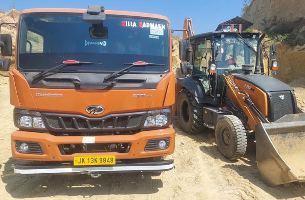 JCB, Tipper Seized In Pulwama: Police