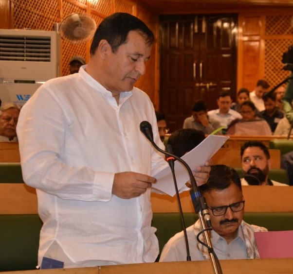 J&K’s horticulture sector supports livelihoods of nearly 35 lakh people, contributes around 10% to UT’s GDP: Javid Dar