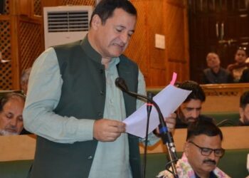 Govt intensifies Agriculture, Irrigation, Market-linkage interventions in Lolab: Javid Dar
