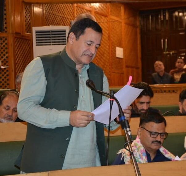 Govt intensifies Agriculture, Irrigation, Market-linkage interventions in Lolab: Javid Dar