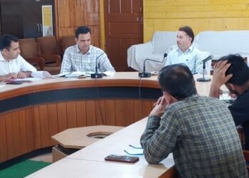 MD- JJM reviews implementation of Jal Jeevan Mission in Tangmarg subdivision, inspects WSSs