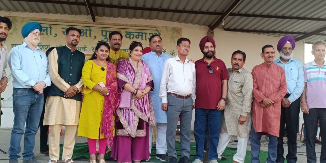 JKAACL organizes colourful Punjabi & Dogri folk programme at Vijaypur