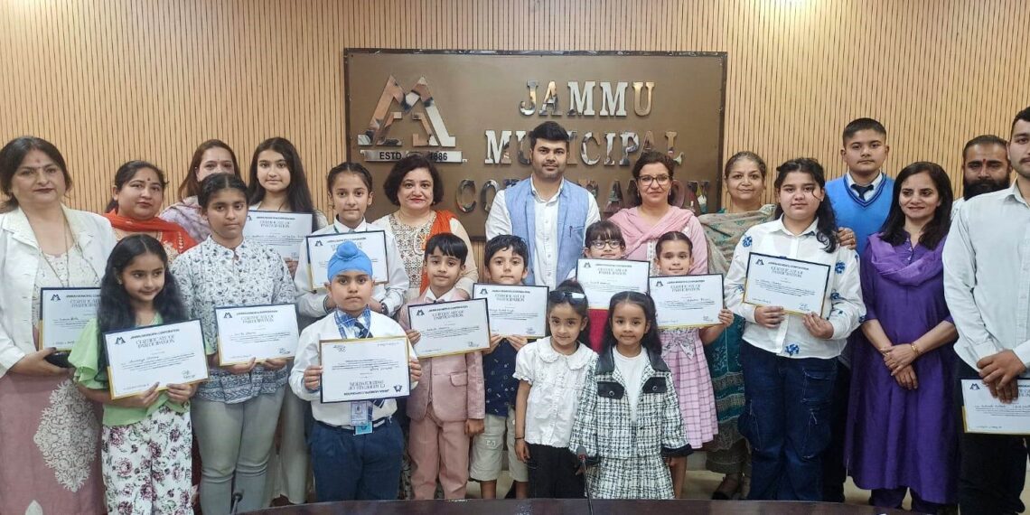 JMC felicitates winners of online poetry competition on ShaheediDiwas