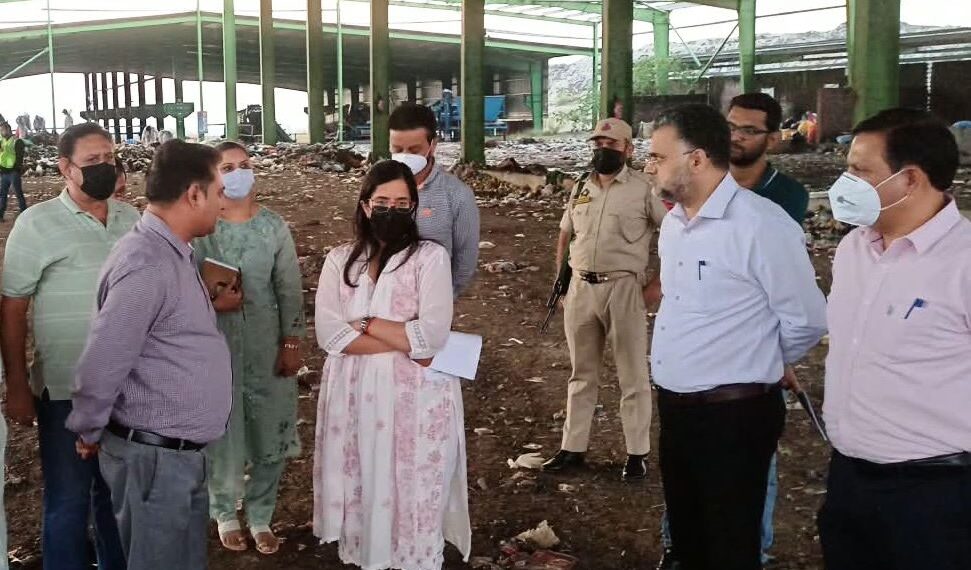 JMC Commissioner inspects Waste Processing Facilities at Kot Bhalwal