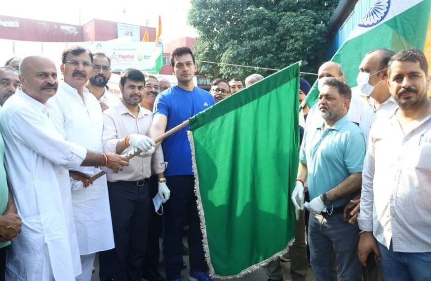 JMC organises Plog Run under Swachhata Hi Seva, Seva Parv 2025