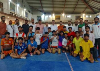Kabaddi Glory: Sopore Clinches U-19 IZDL Trophy in Baramulla