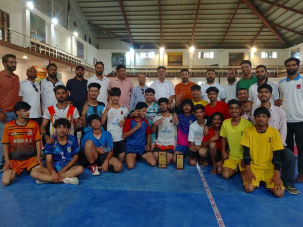 Kabaddi Glory: Sopore Clinches U-19 IZDL Trophy in Baramulla