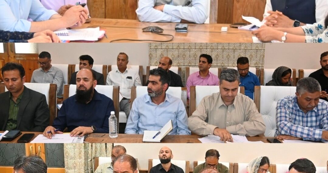 Shaleen Kabra reviews progress of JJM in Anantnag