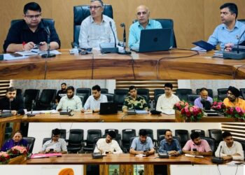 DC Kathua chairs maiden meeting on Vibrant Village Prog 2.0