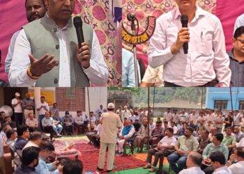 Kathua admin holds Public Grievance Redressal Camp at Dilwan