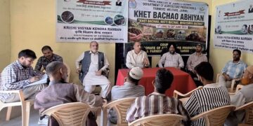 Khet Bachao Abhiyan awareness programmes organised at Ramsoo, Khari