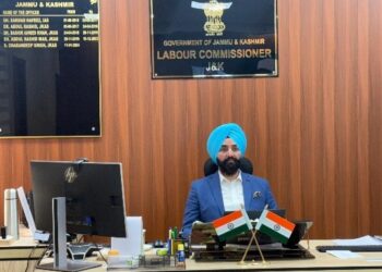 Labour Commissioner grants factory licenses to 15 industrial units
