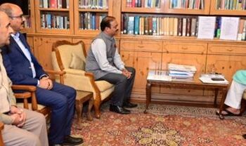 State Head IOCL calls on LG in Srinagar