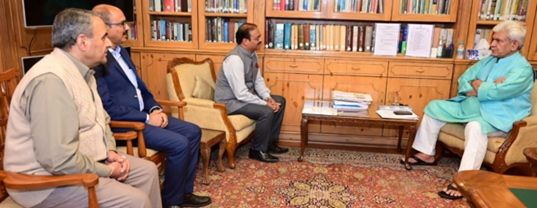 State Head IOCL calls on LG in Srinagar
