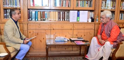Comr for Persons with Disabilities calls on LG in Srinagar