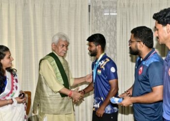 Delegation of National-level Archers calls on LG