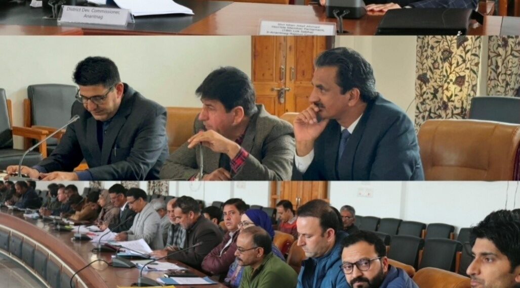 MP Mian Altaf Ahmad chairs DISHA Meeting at Anantnag; Reviews progress of CSSs