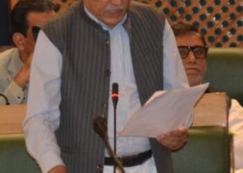 Hasnain Masoodi presents House Committee Report