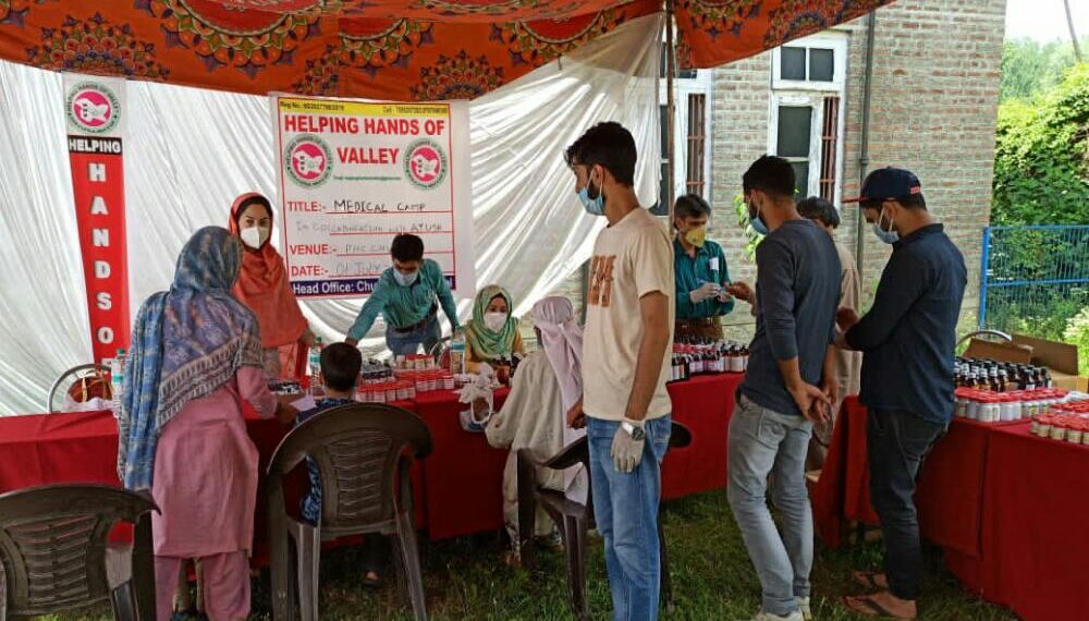 NGO “Helping Hands of Valley” holds one day long medicine distribution camp at G’bal
