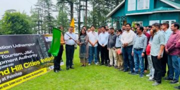 Mega behavioural change campaign under Clean Himalayan initiative launched at Patnitop
