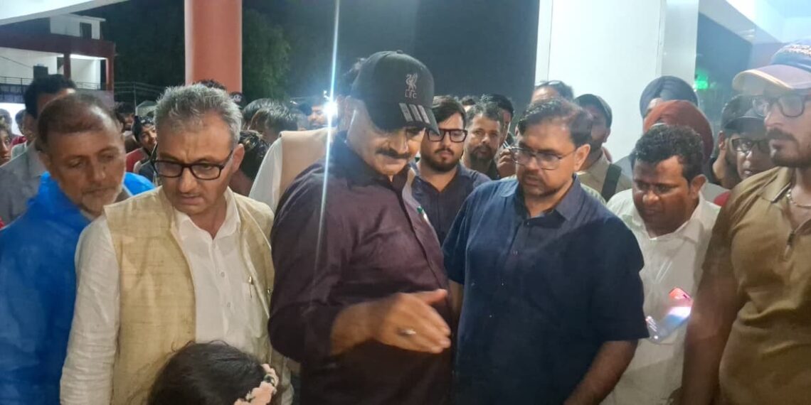 Ministers Javed Rana, Satish Sharma visit Rajouri, Review flood relief measures