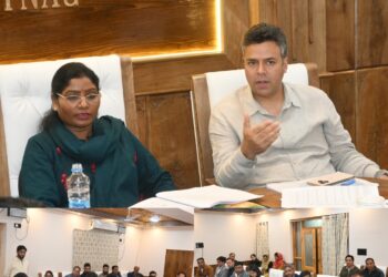 NCST Member Dr. Asha Lakra Reviews Tribal Welfare Schemes In Anantnag