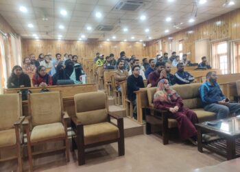NIT Srinagar sensitises students, staff on Cyber threats